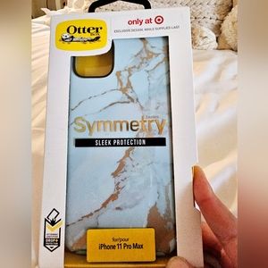♥️NWOT iPhone11 ProMax Otterbox Summertry Sleek Protection♥️